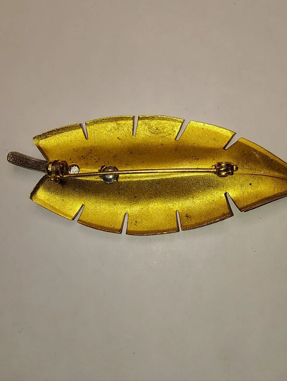 Vintage‎ Gold Tone Feather Brooch Pin